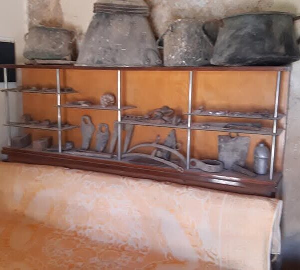 ΦΑΜΠΡΙΚΑ ΟΙΚΟΓΕΝΕΙΑΣ ΝΤΑΜΑΔΑΚΗ