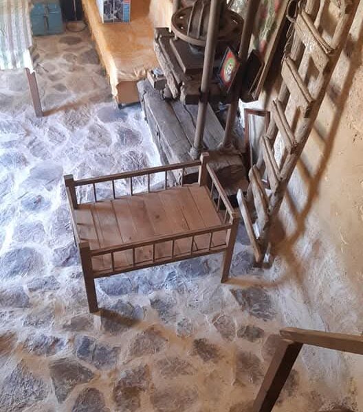 ΦΑΜΠΡΙΚΑ ΟΙΚΟΓΕΝΕΙΑΣ ΝΤΑΜΑΔΑΚΗ